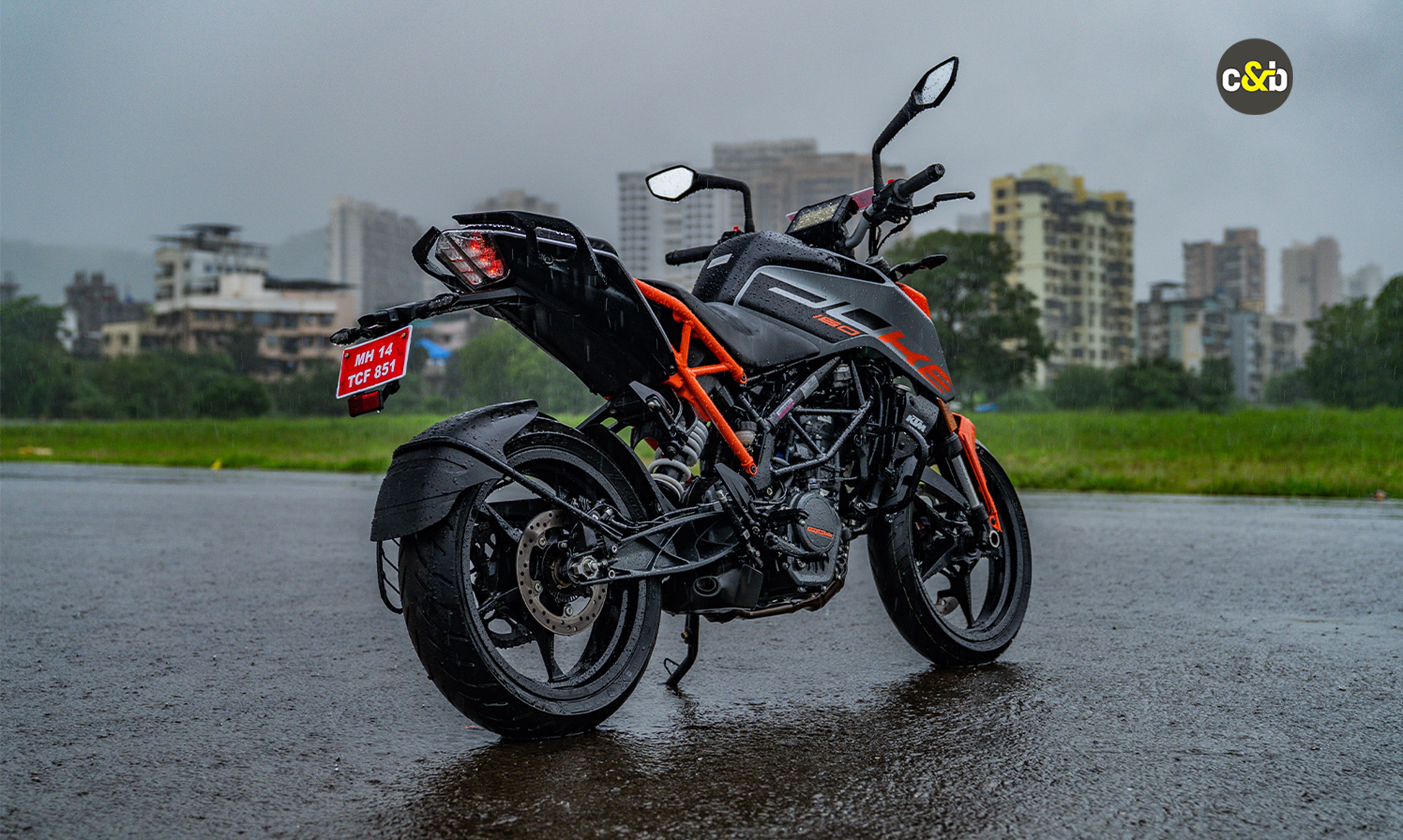 KTM Duke 160 13