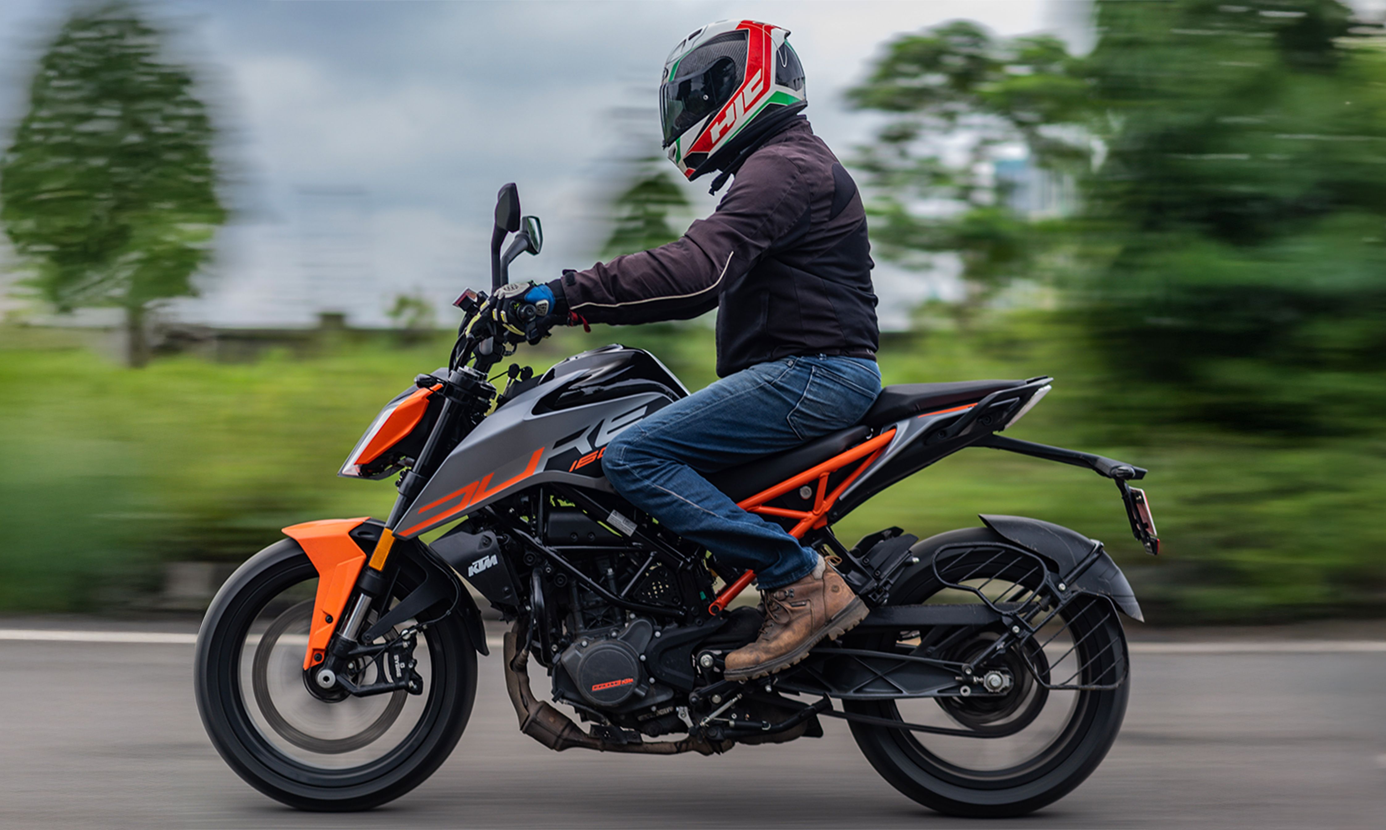 KTM Duke 160 1