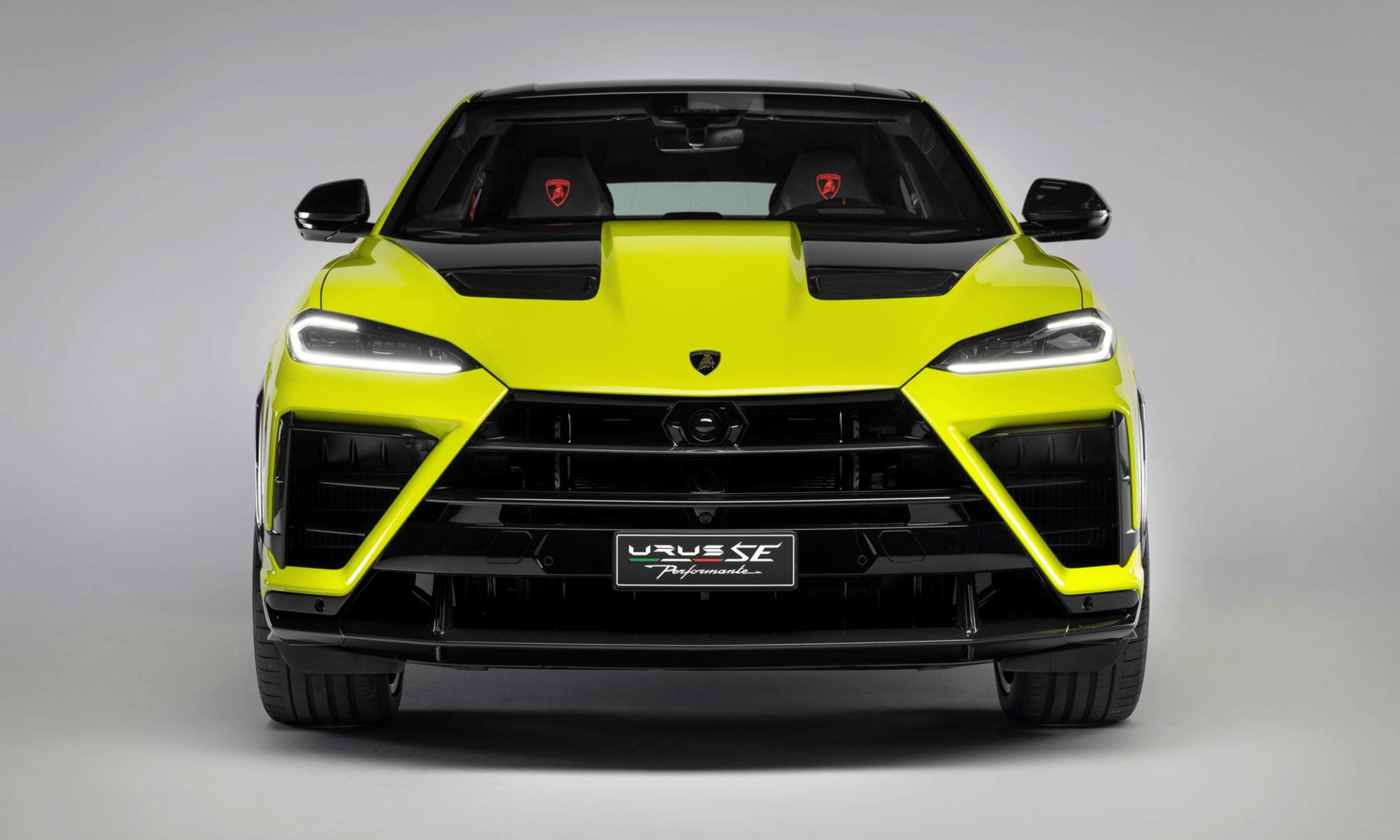 Lamborghini Urus SE Performante 9