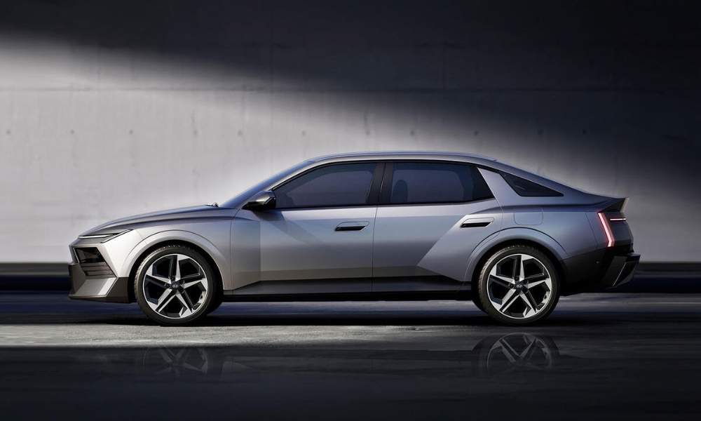 New Hyundai Elantra 1