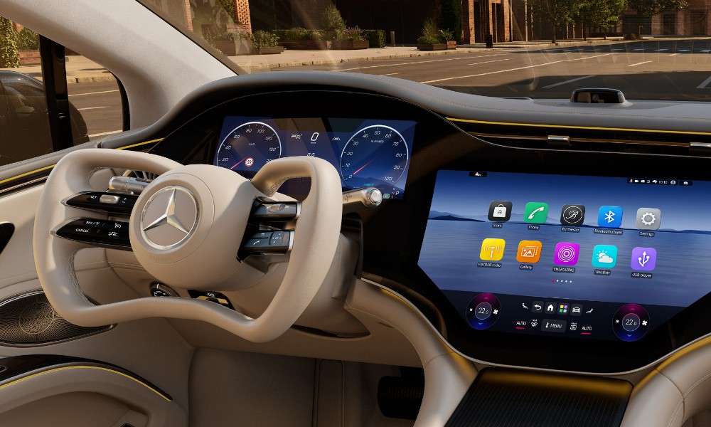 New Mercedes Benz EQS 580 Sedan 2