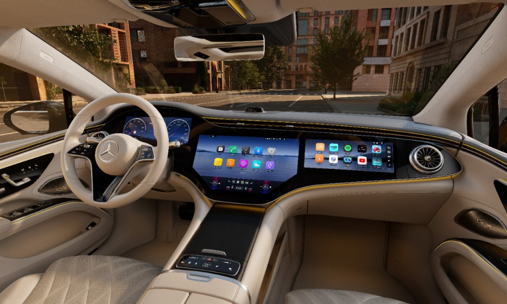 New Mercedes Benz EQS 580 Sedan 3