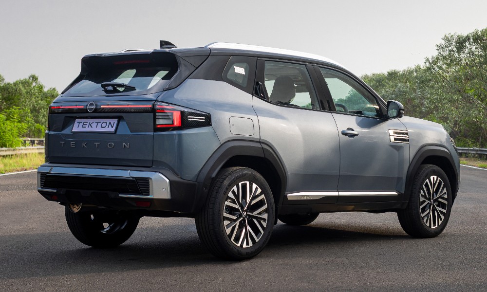 Nissan Tekton