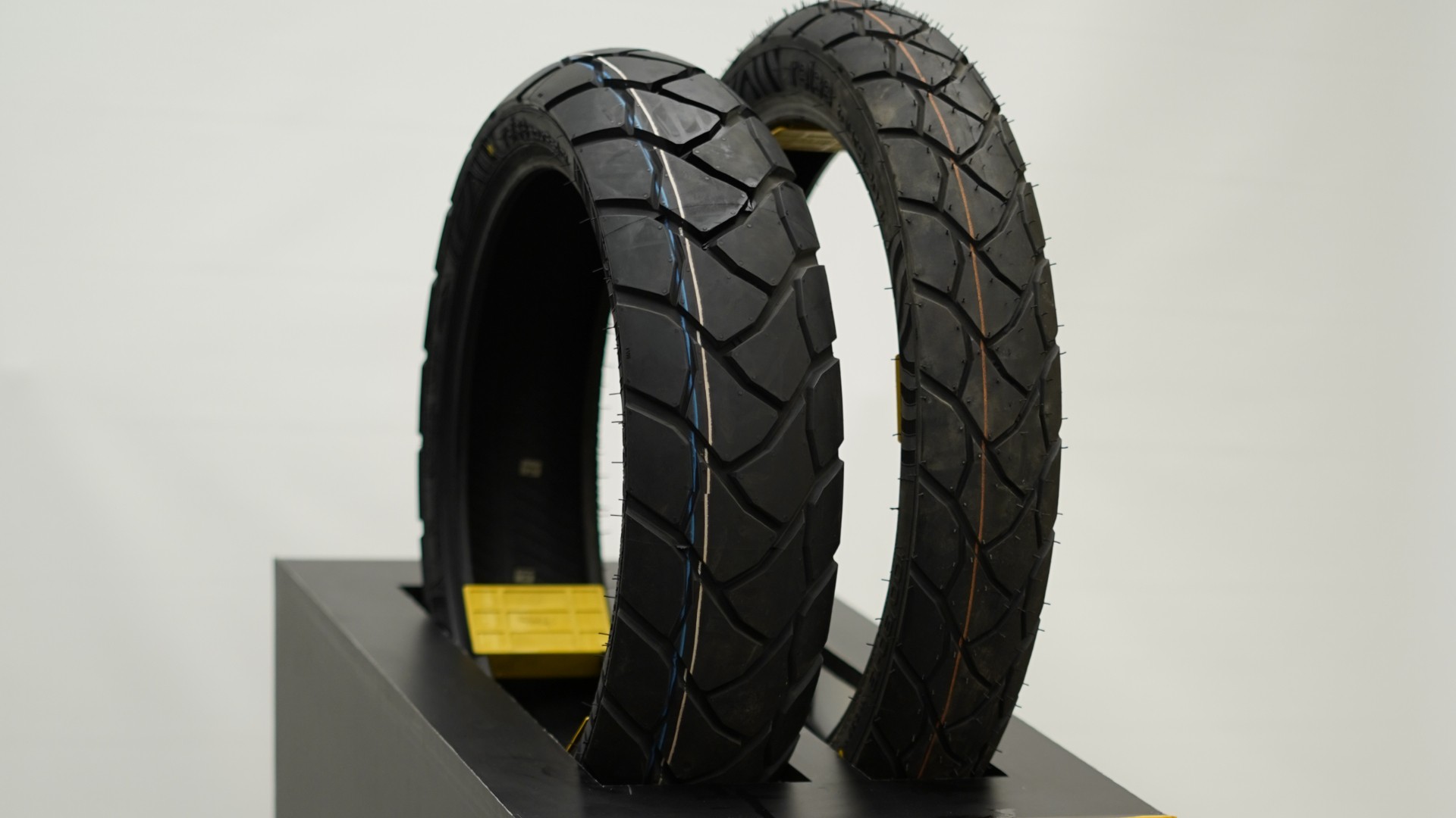 Reise tour Rad tyres m2