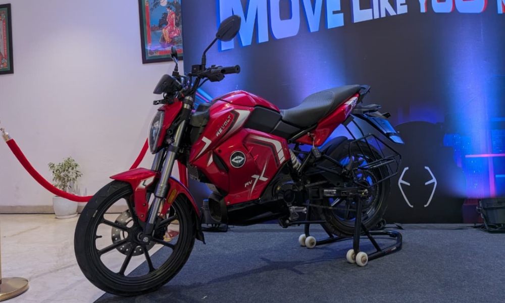 Revolt RVX India launched carandbike edited 2