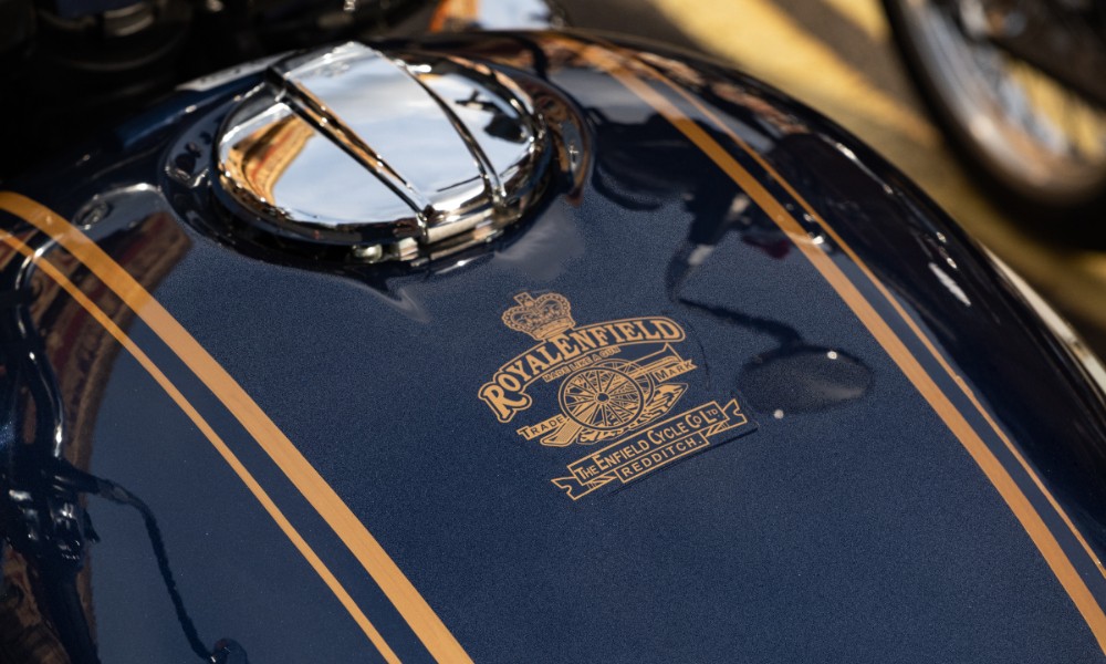 Royal Enfield Bullet 650 launched India price carandbike 2