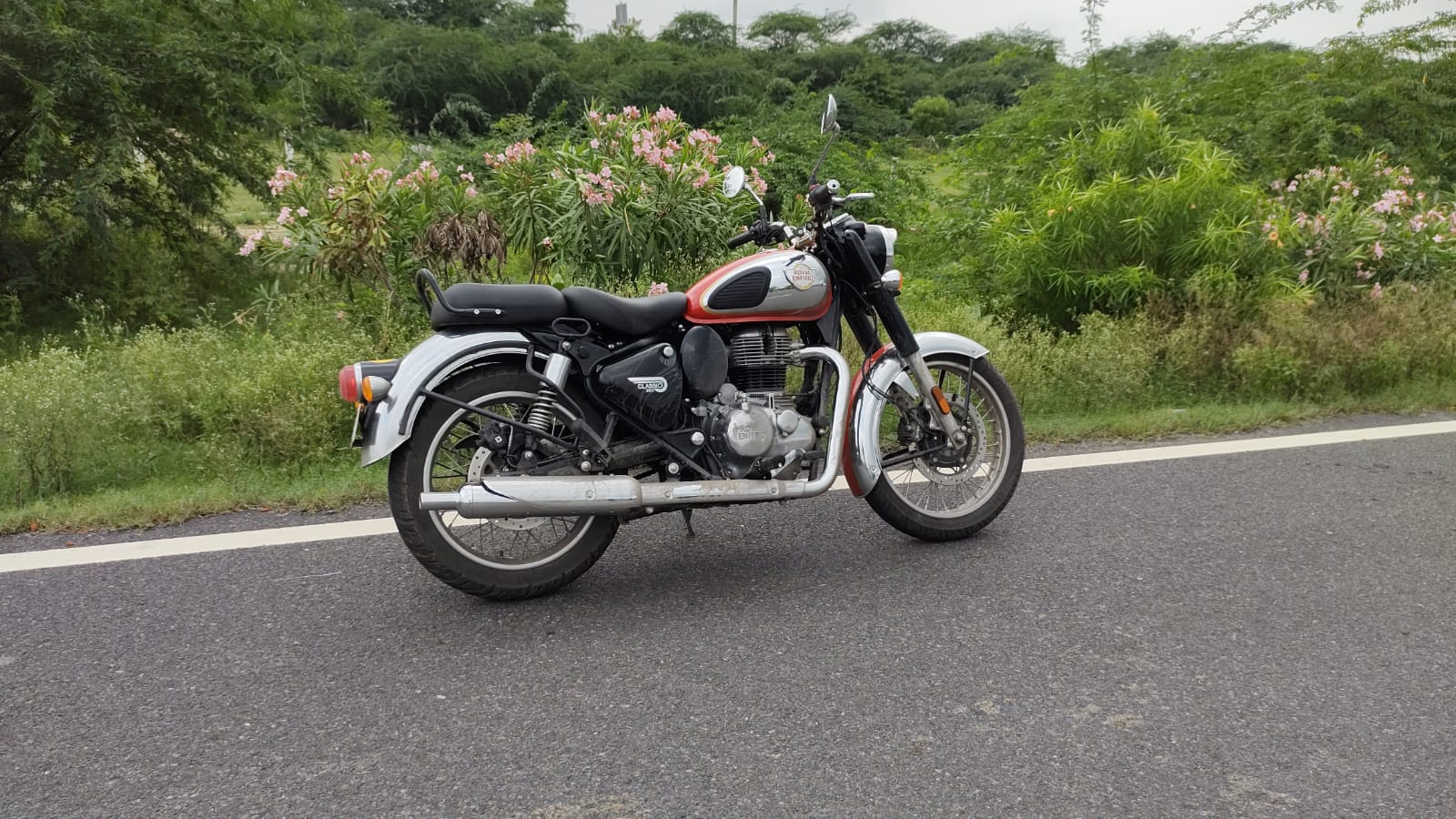 Royal Enfield Classic 350