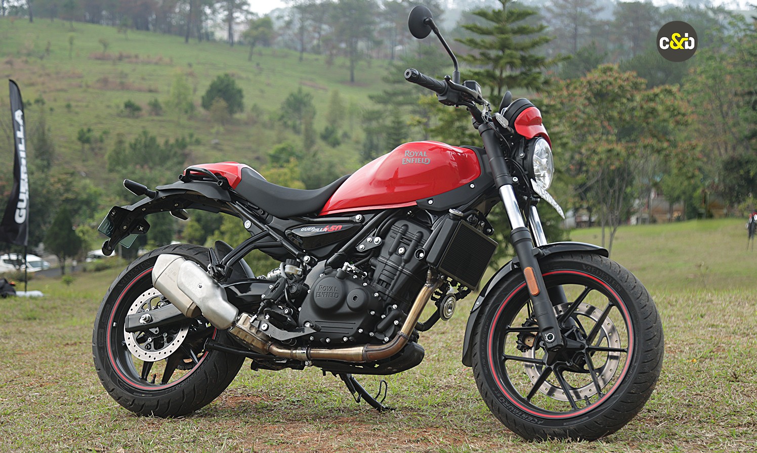 Royal Enfield Guerilla 2026 17