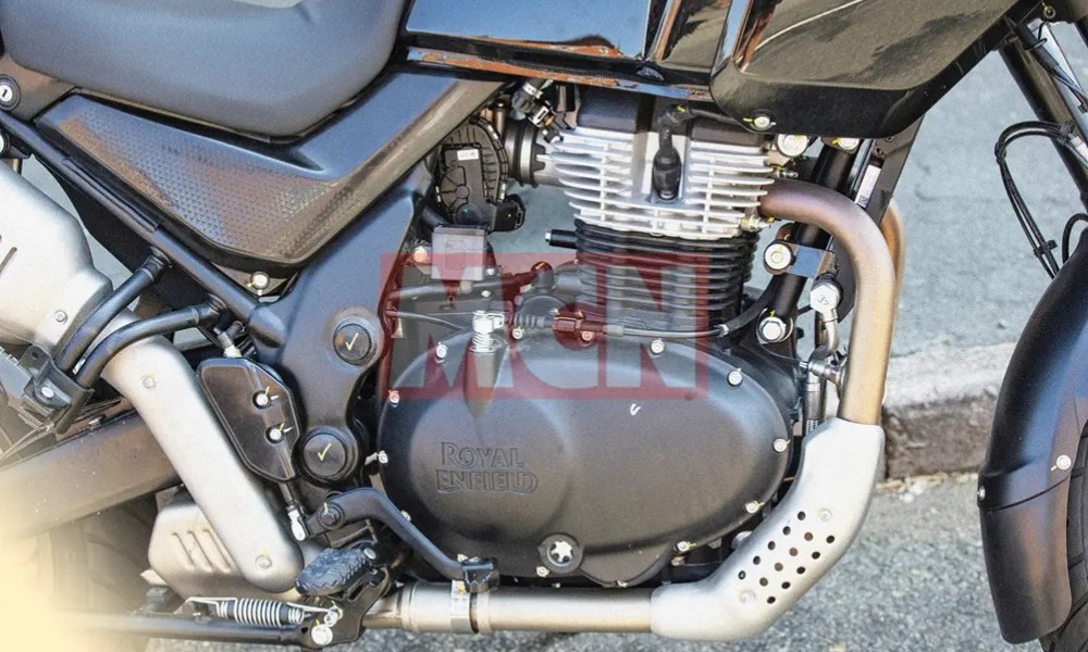 Royal Enfield Himalayan 750 spied carandbike 7