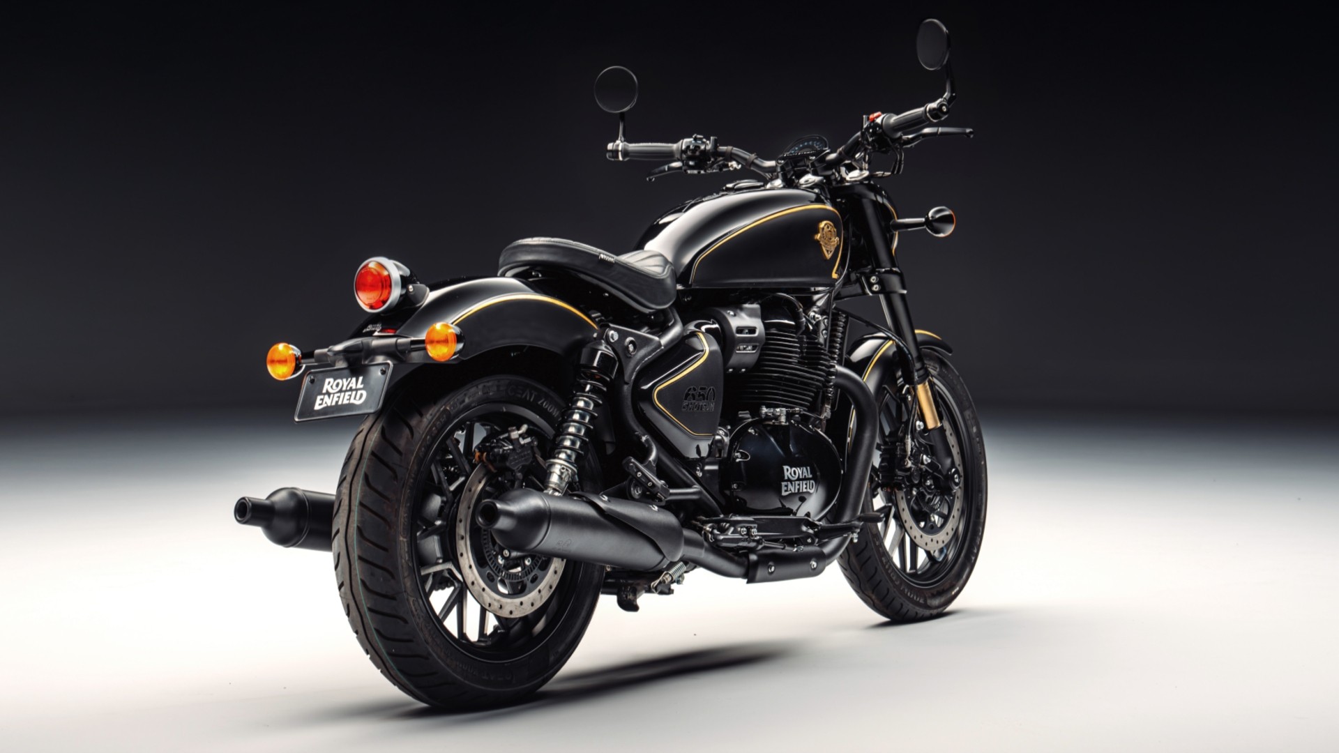 Royal Enfield Shotgun 650x Rough Crafts Limited Edition m2