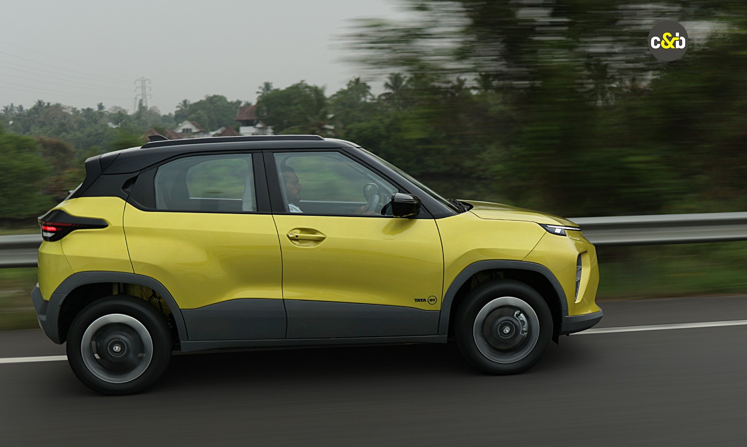 TATA Punch EV 2026 40