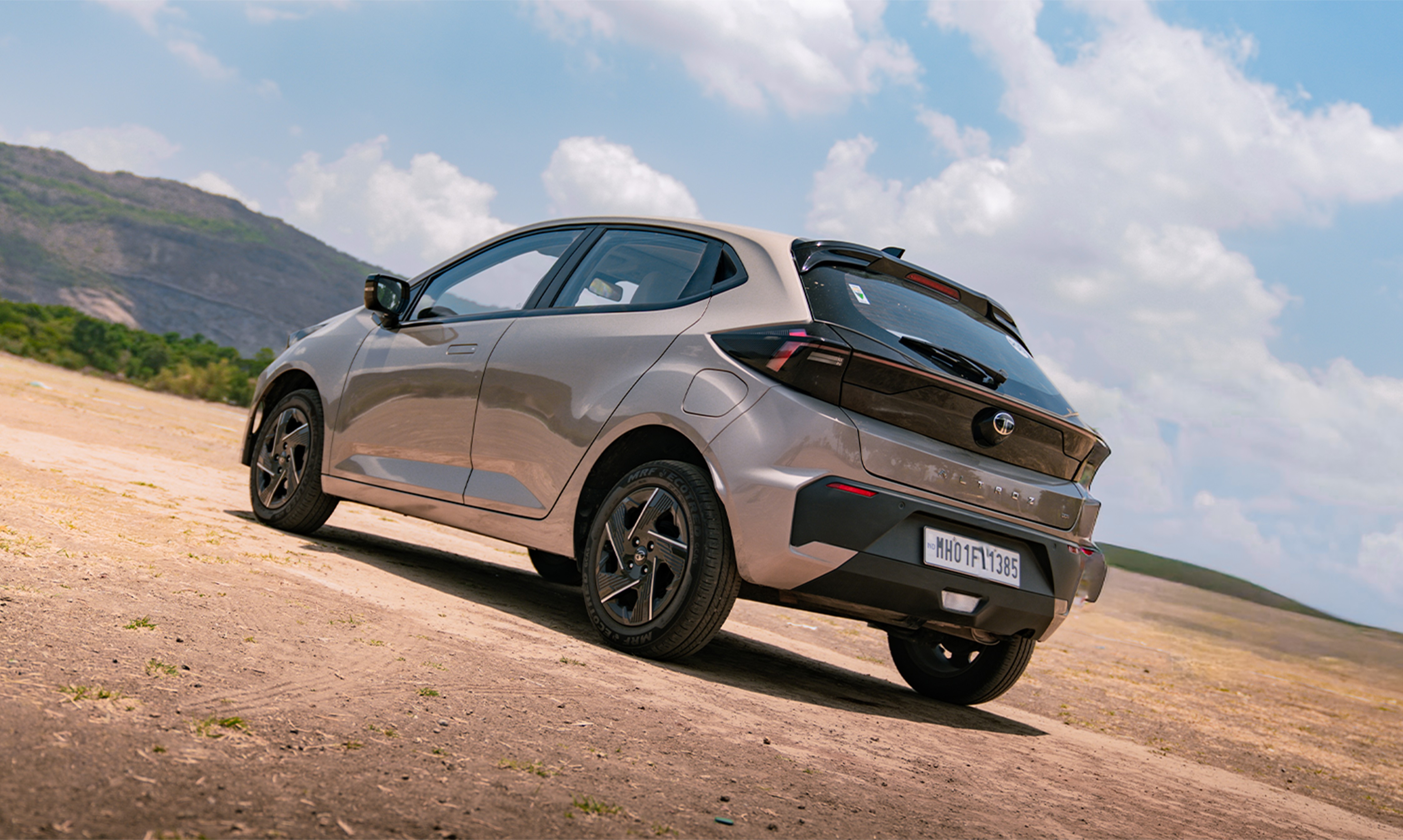 Tata Altroz Petrol DCA Long-Term Review: Intercity & Highway Driving Report
