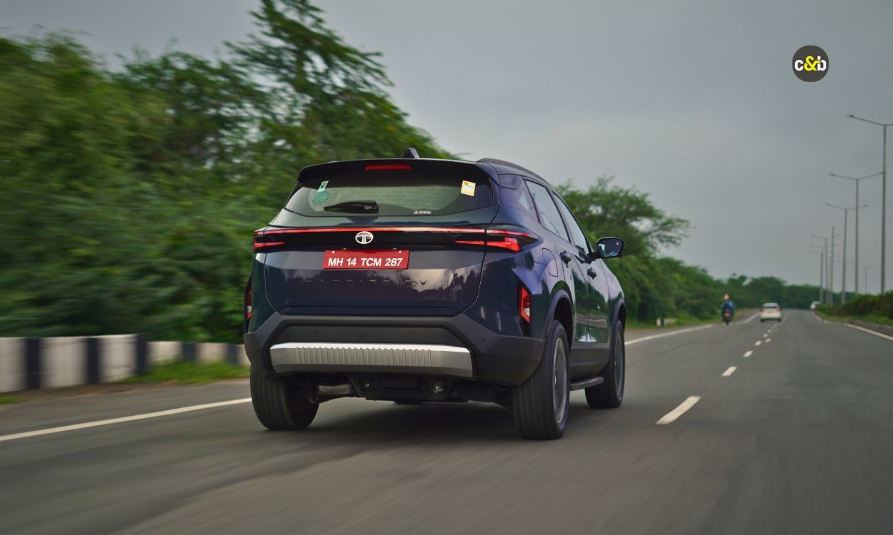 Tata Harrier ev image 16