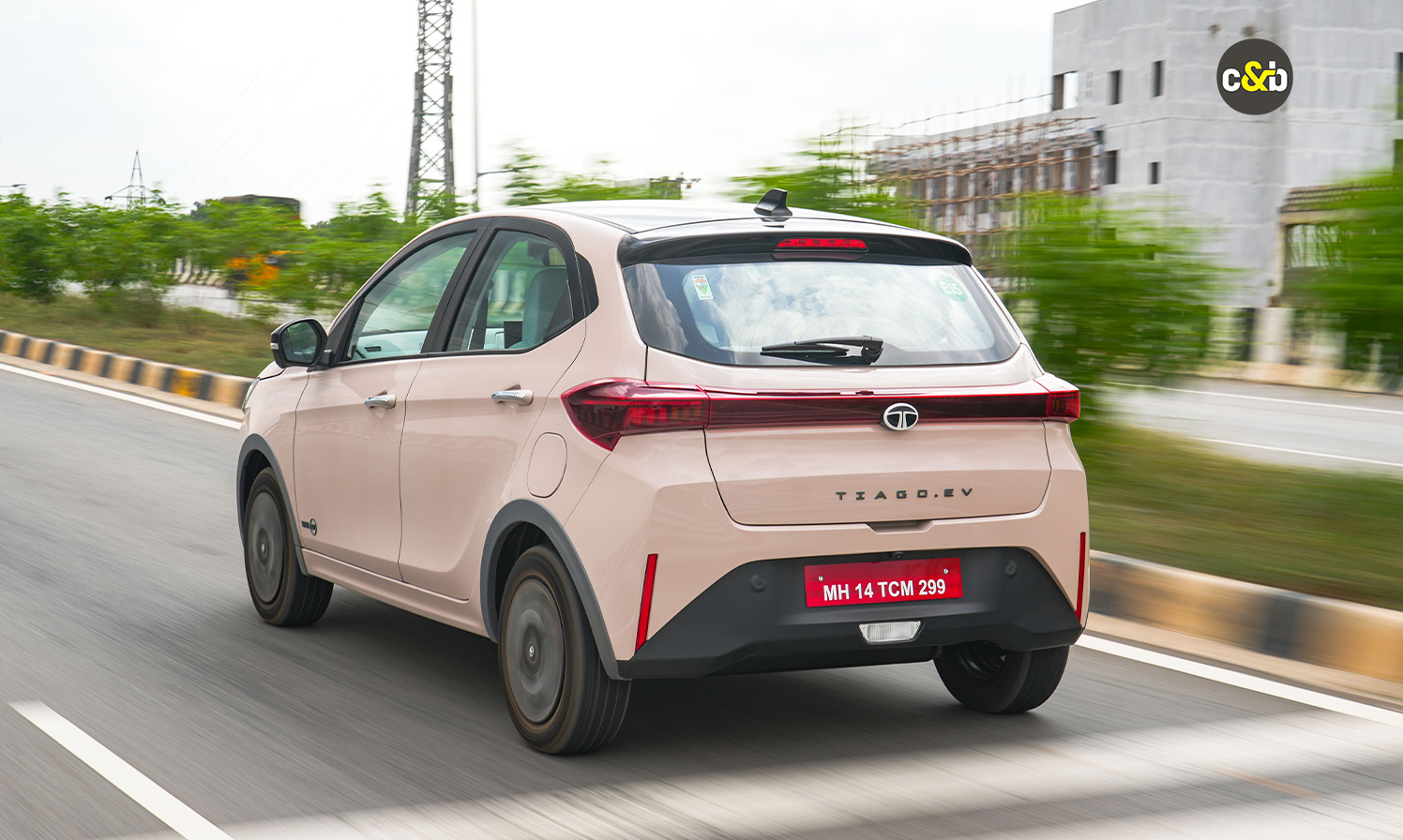 Tata Tiago ev web 26
