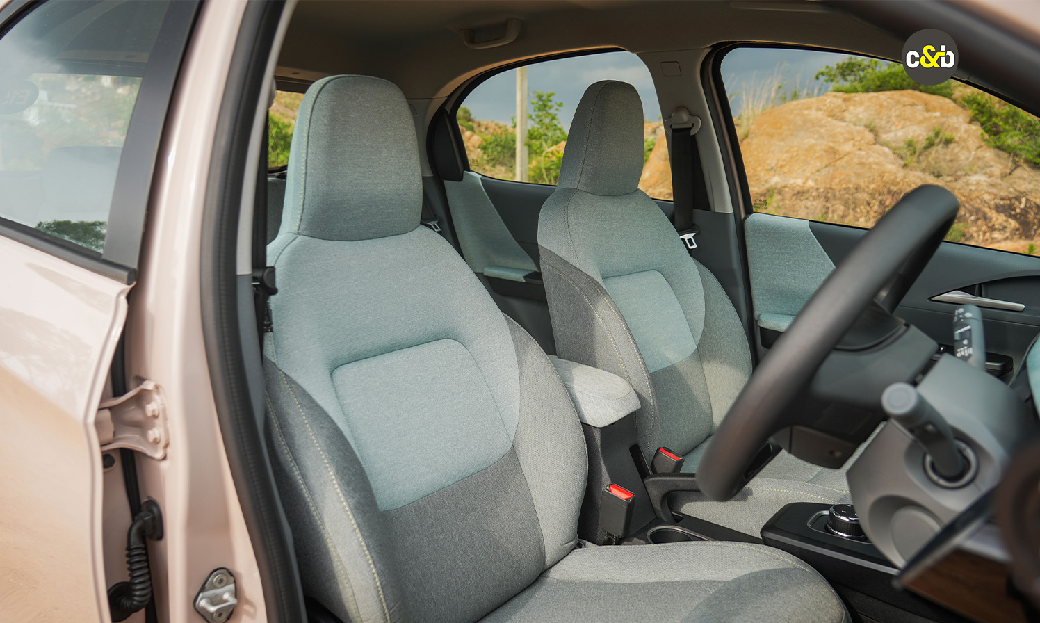 Tata Tiago ev web 28