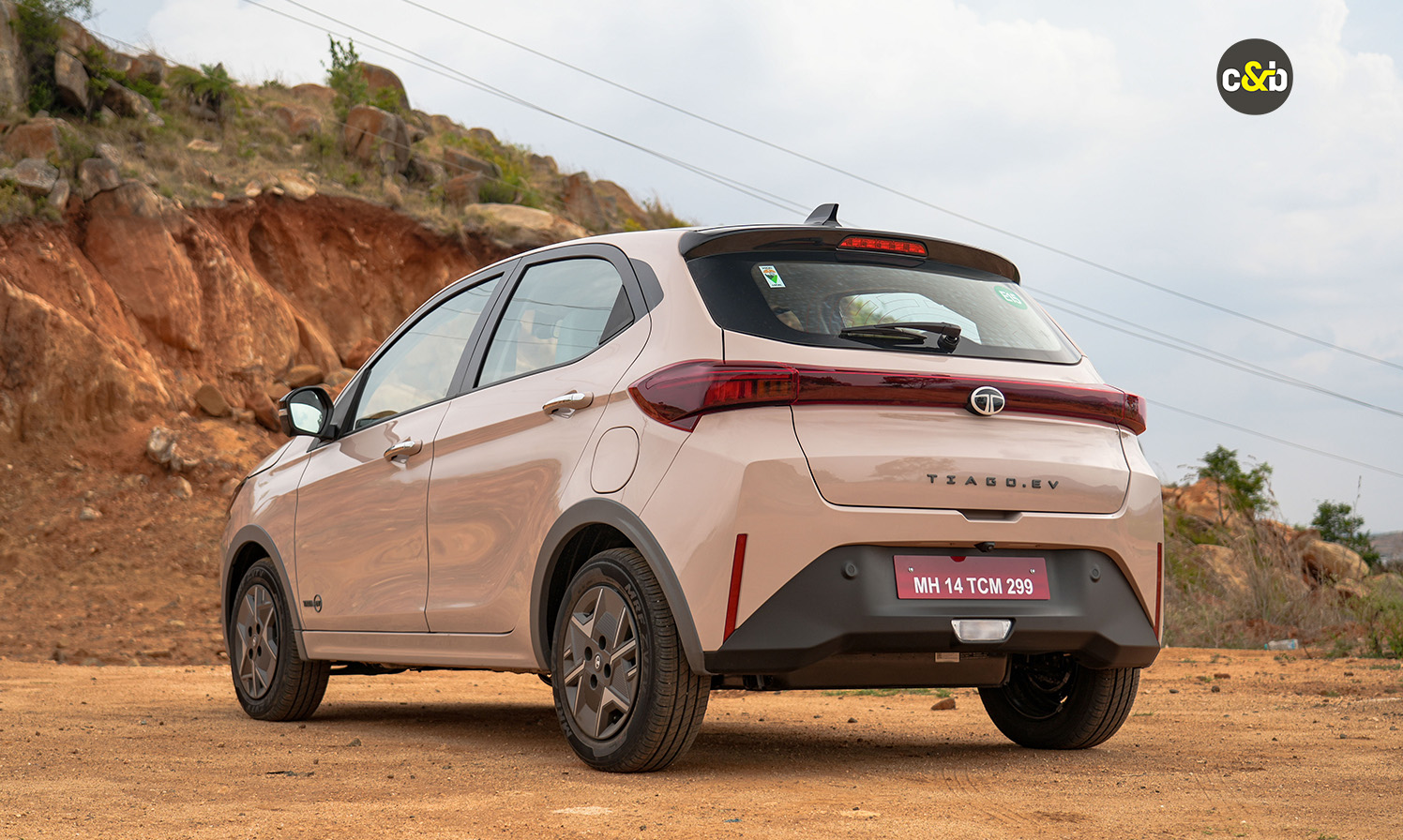 Tata Tiago ev web 53