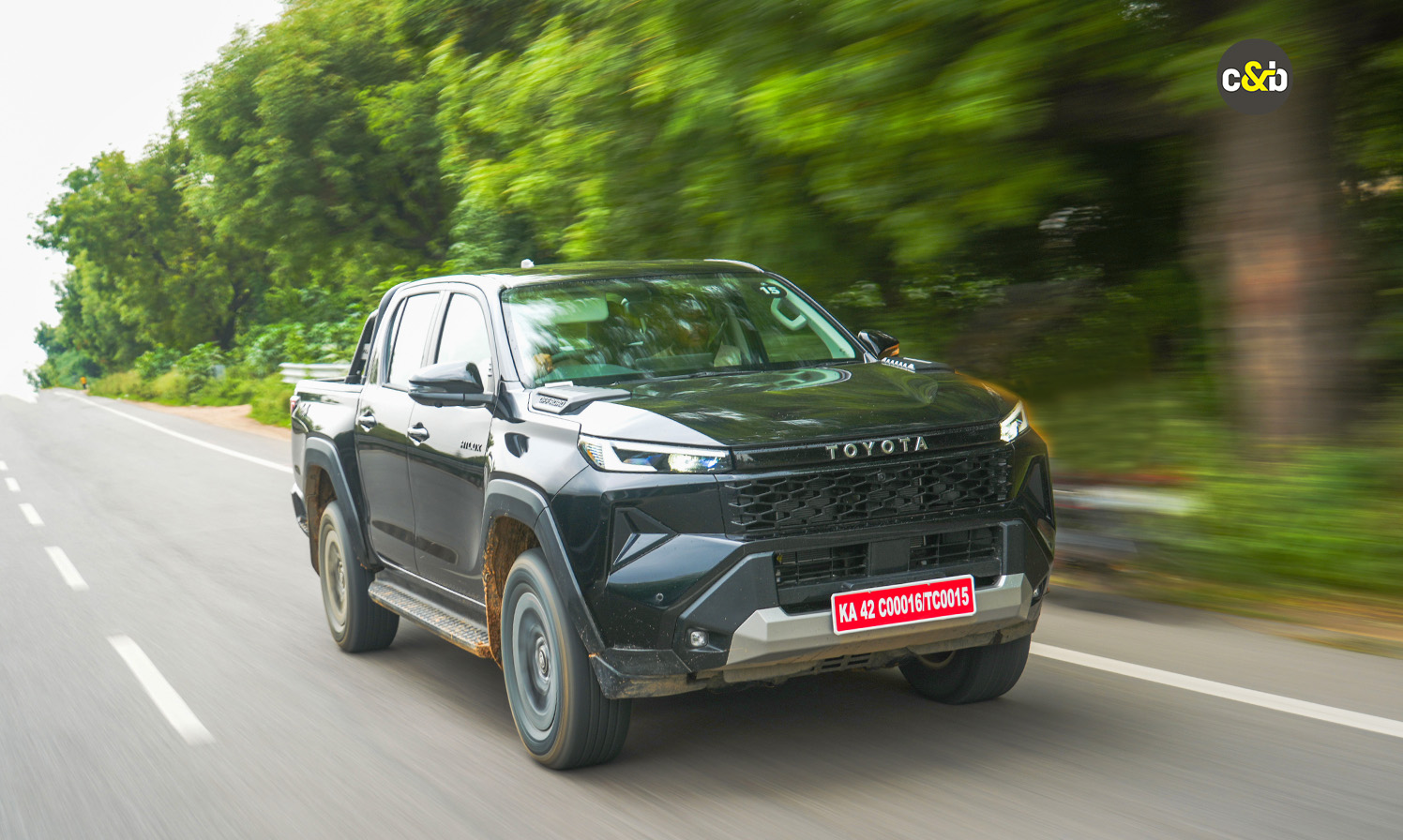 Toyata Hilux web 36