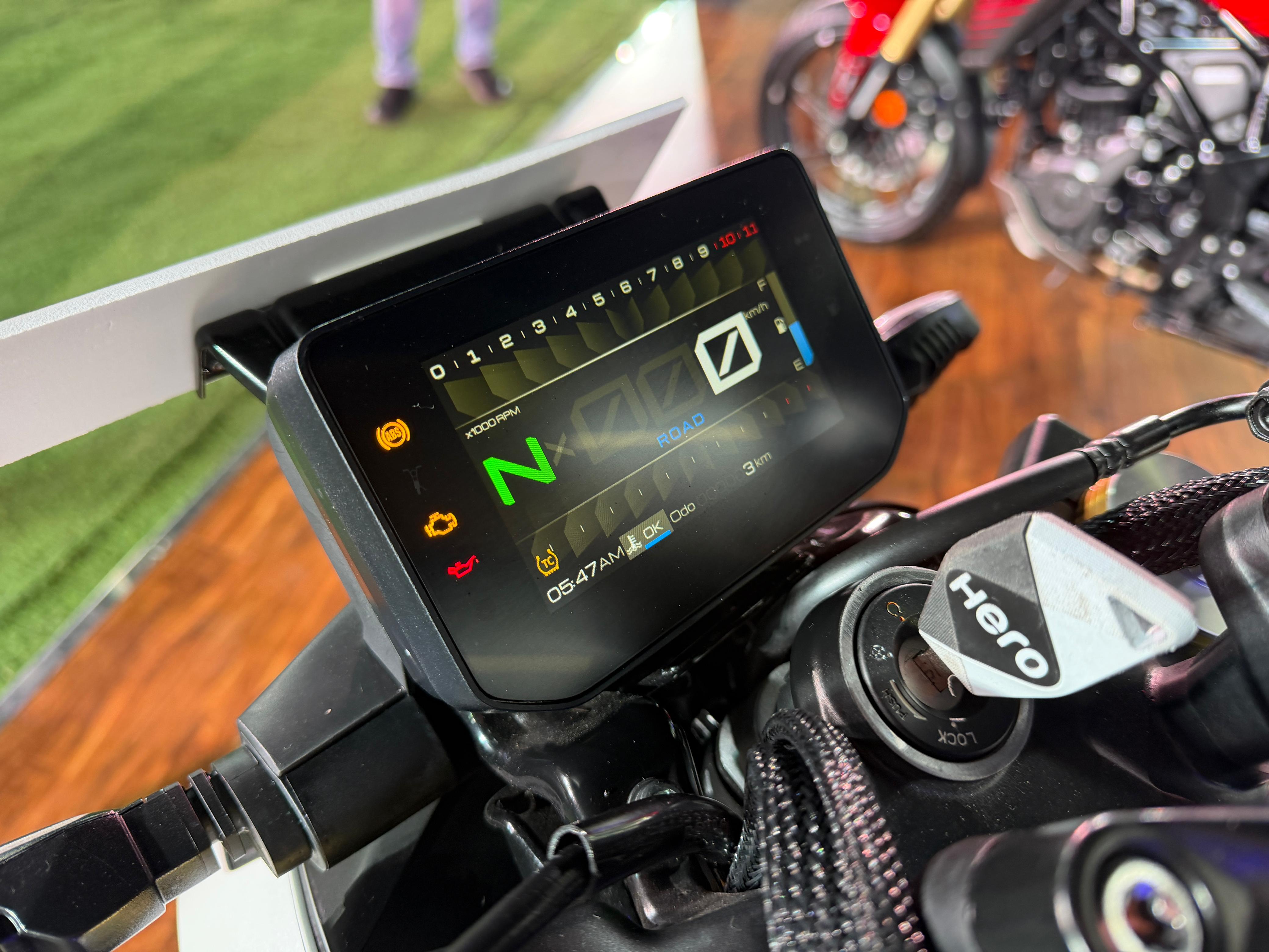 Updated Hero Xtreme 250 R 2026 m4