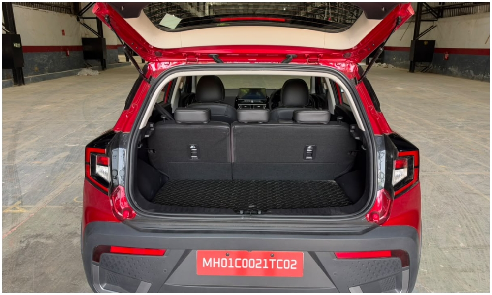 XUV 3 XO CNG 2