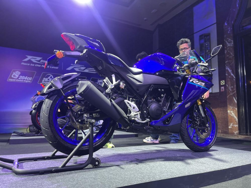 Yamaha R2 Engine