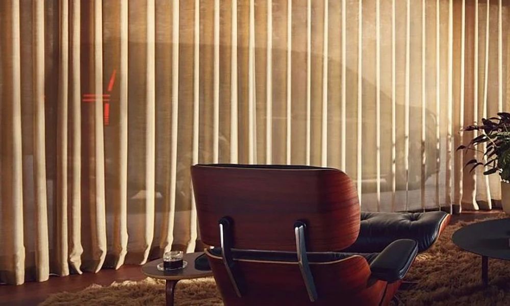 All-New Volvo EM90 Design Previewed In New Teaser Images