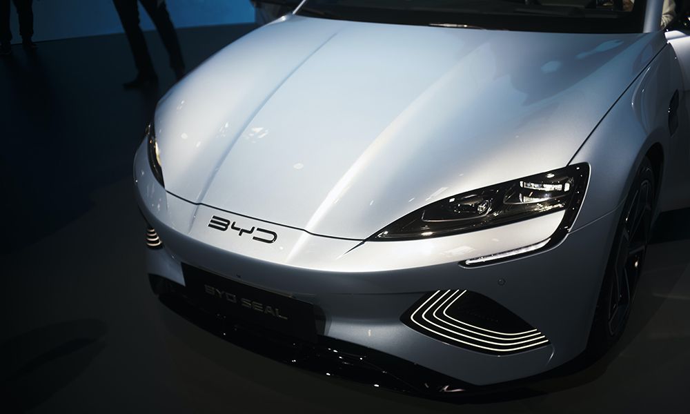 BYD Close To Overtaking Tesla As Top Electric Car Manufacturer; Sells 4