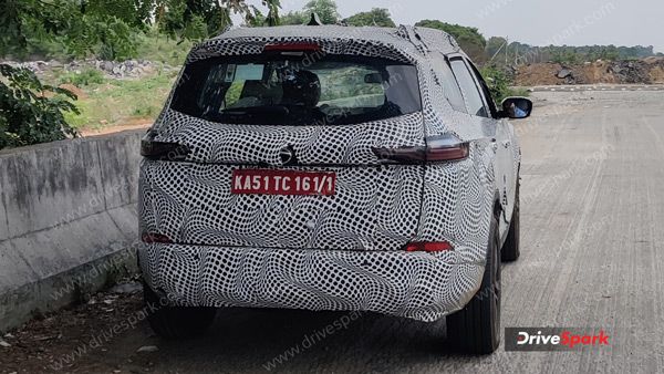 Tata Safari facelift rear