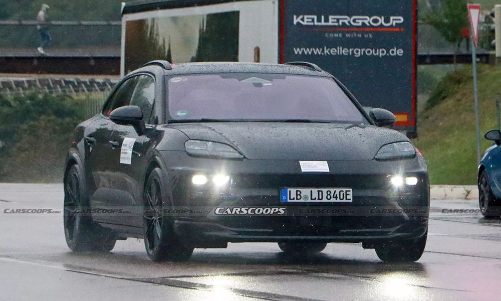 Porsche Macan EV spy shots 00001 2048x1352