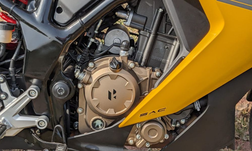 Hero deals karizma engine