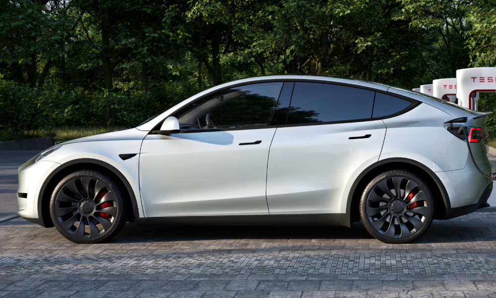 Tesla Recalls Nearly 2 Lakh Vehicles Over Rearview Camera Software Glitch