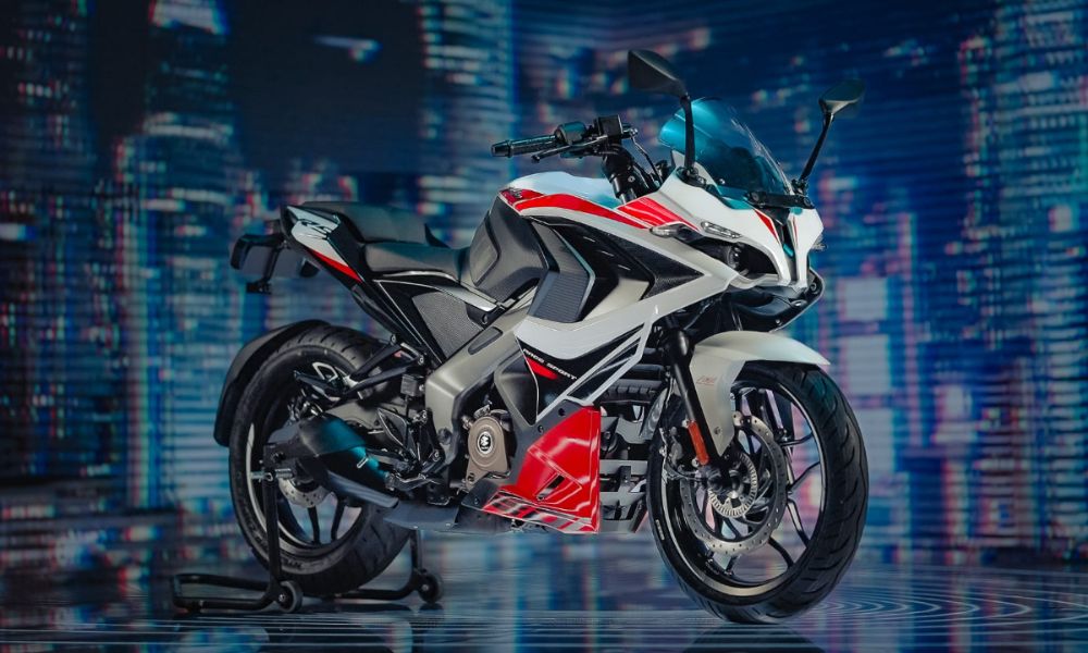 New Bajaj Pulsar RS 200 Launched In India At Rs 1 84 Lakh Gets Slipper Clutch New Digital Console