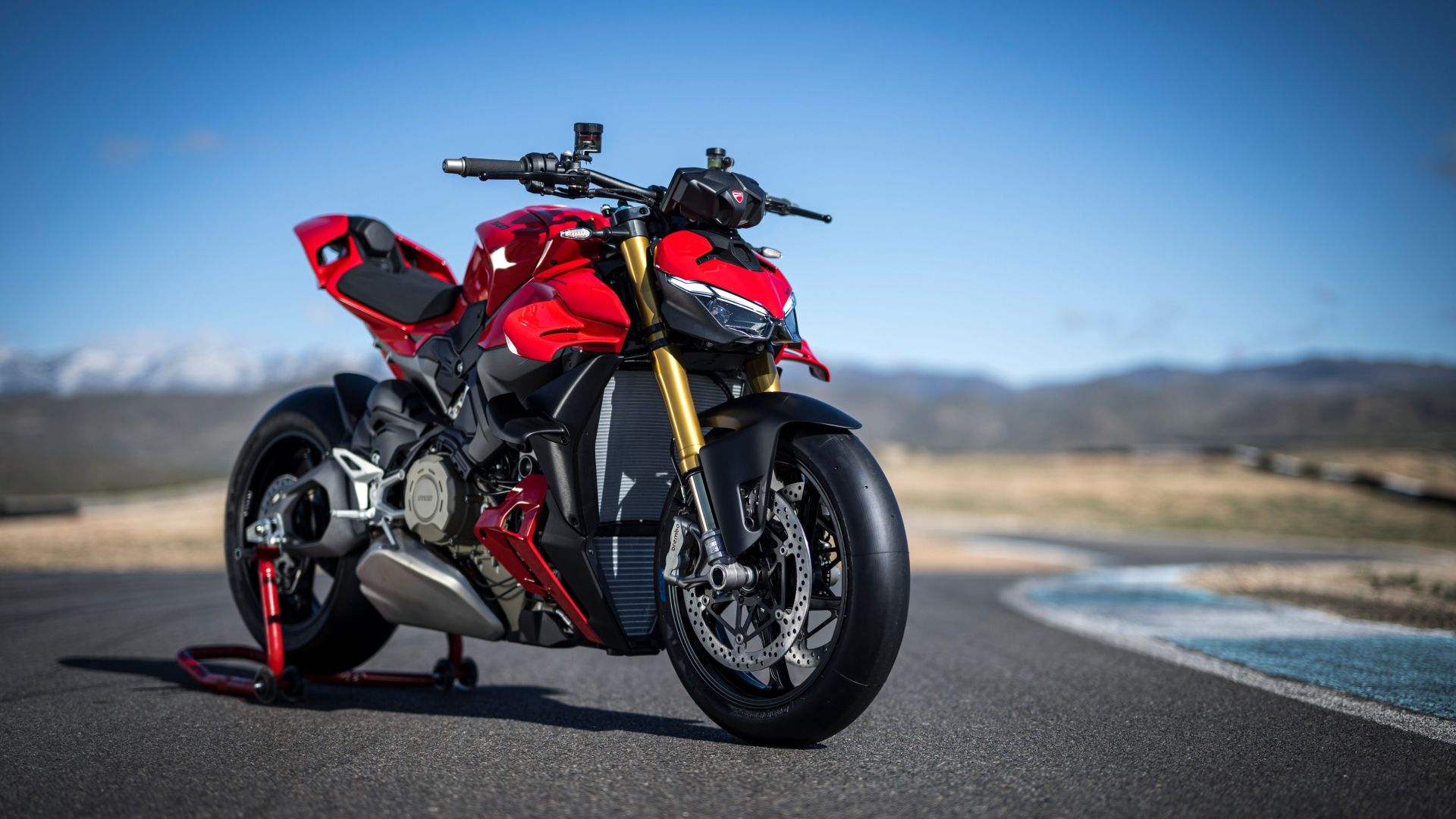 2025 Ducati Streetfighter V4 Launched At Rs. 28.68 Lakh