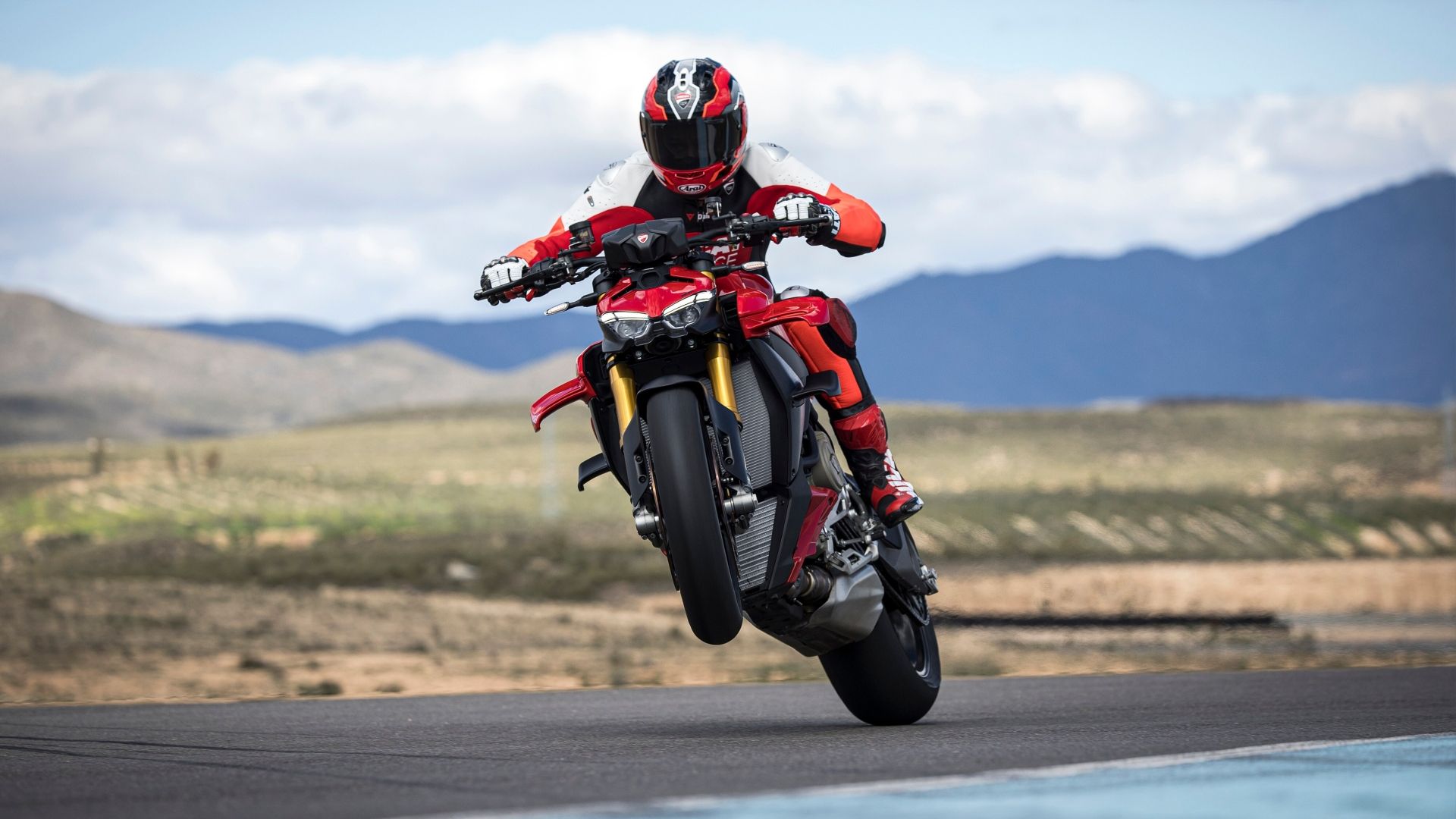 2025 Ducati Streetfighter V4 S m3