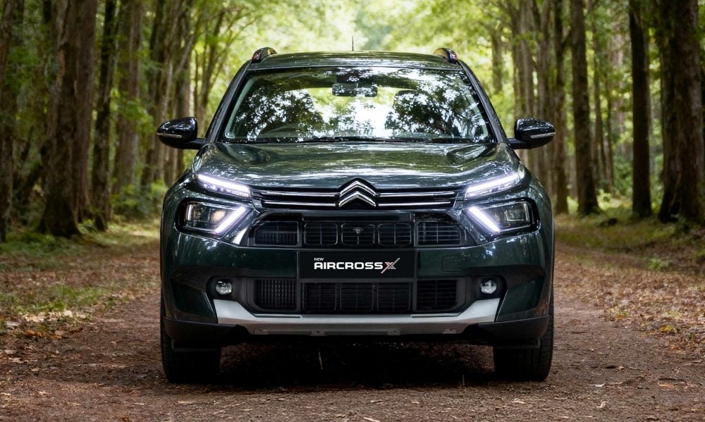 Aircross X Exterior Front
