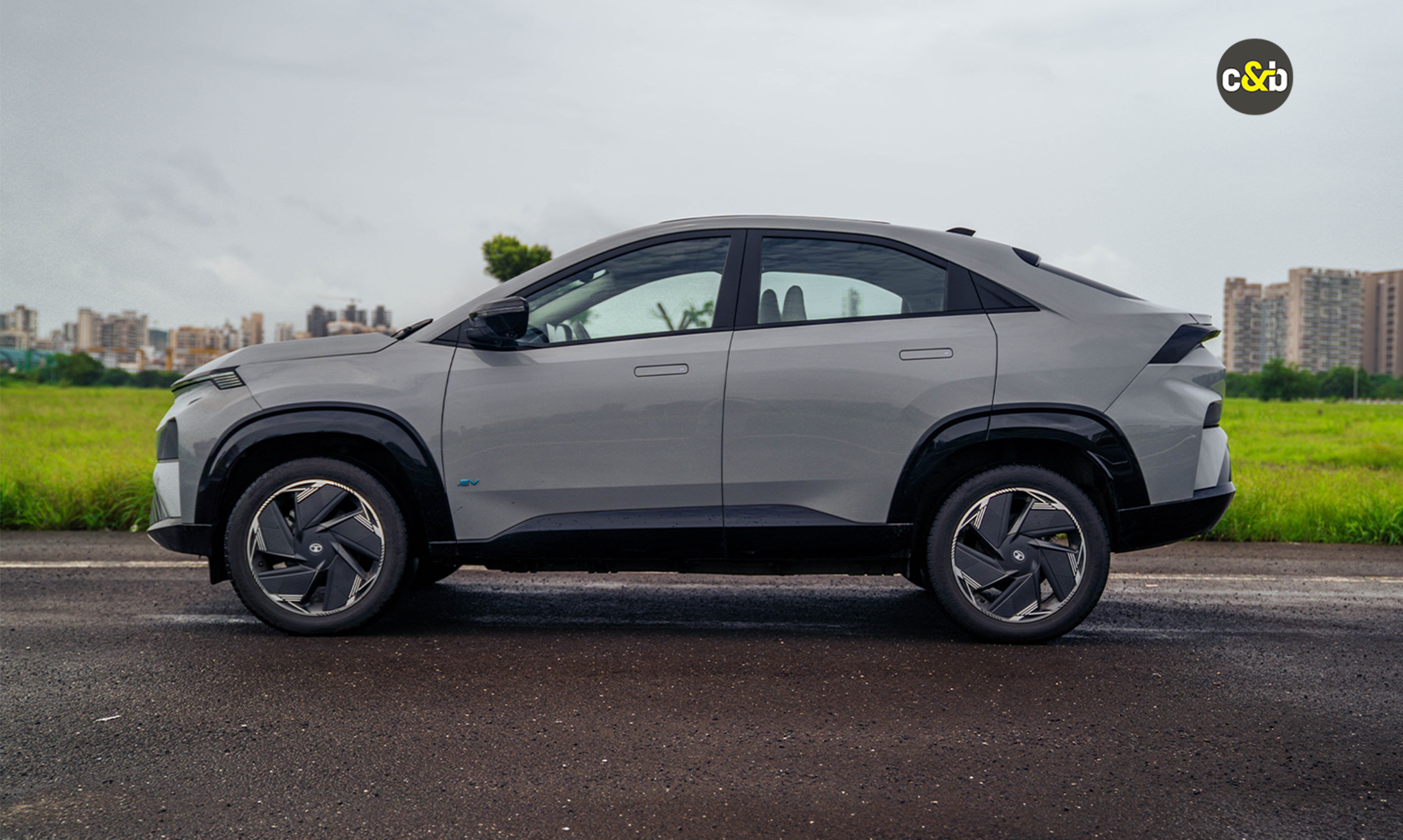 Tata Curvv EV 10