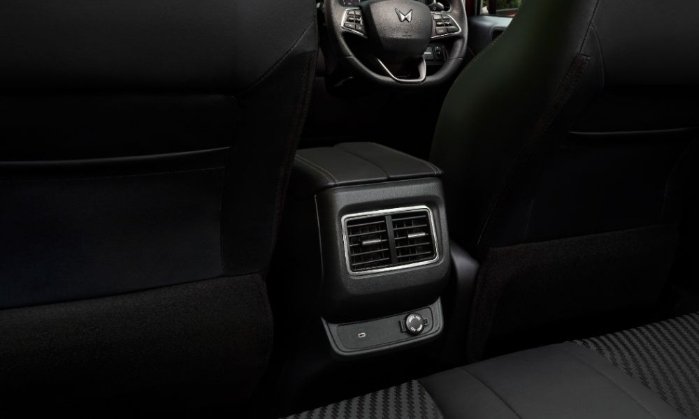 2025 Mahindra Thar 3 Door rear AC vents