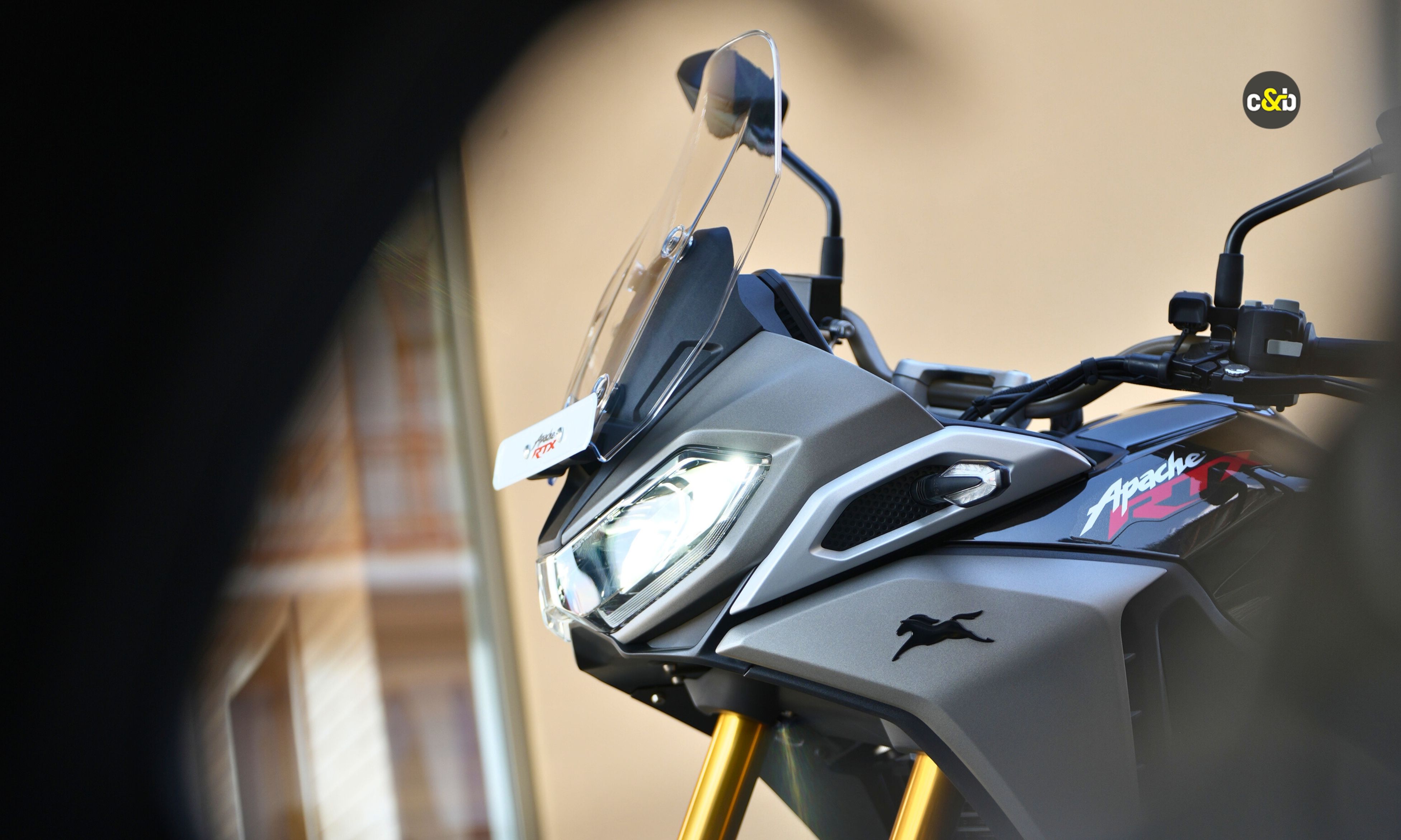 2025 TVS Apache RTX m23