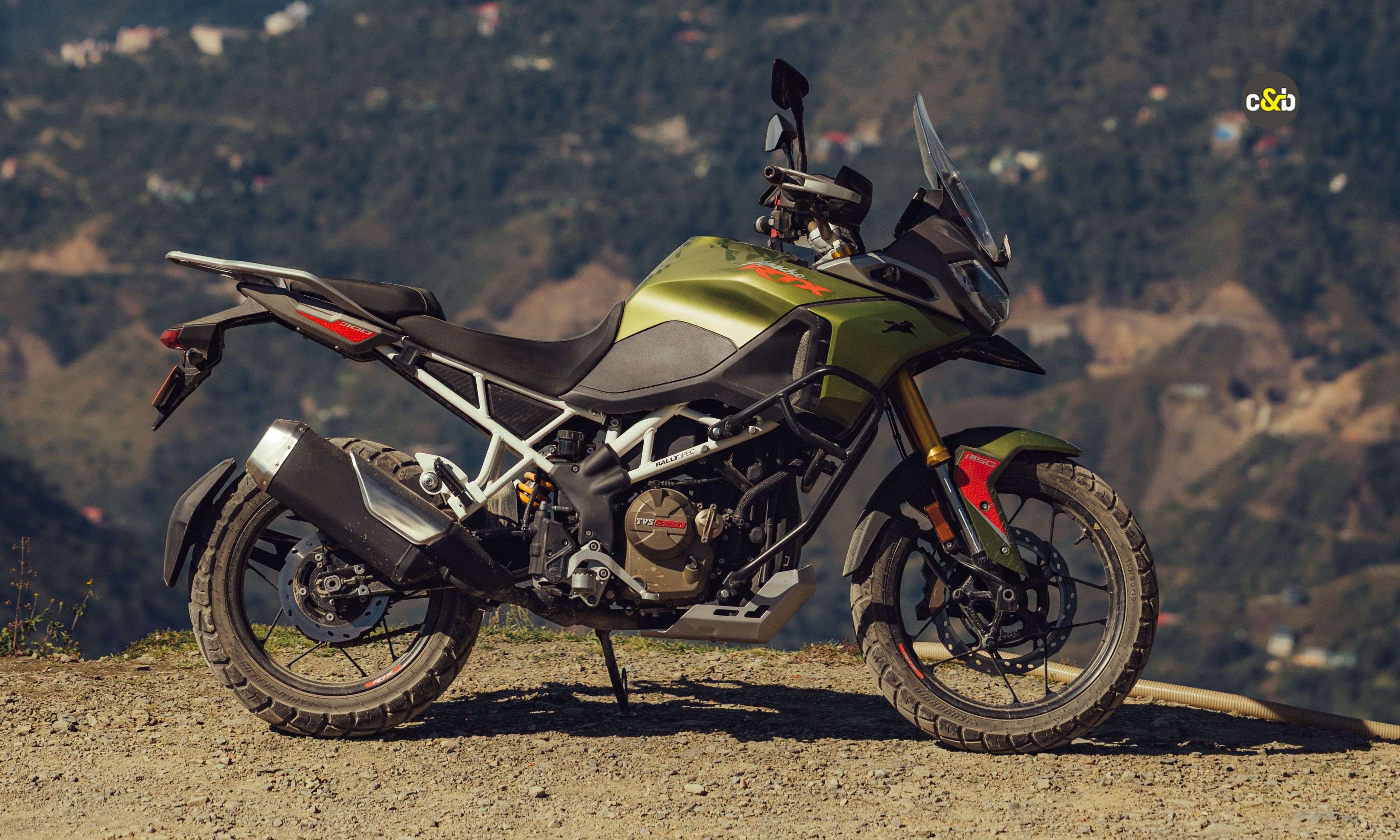 2025 TVS Apache RTX m40