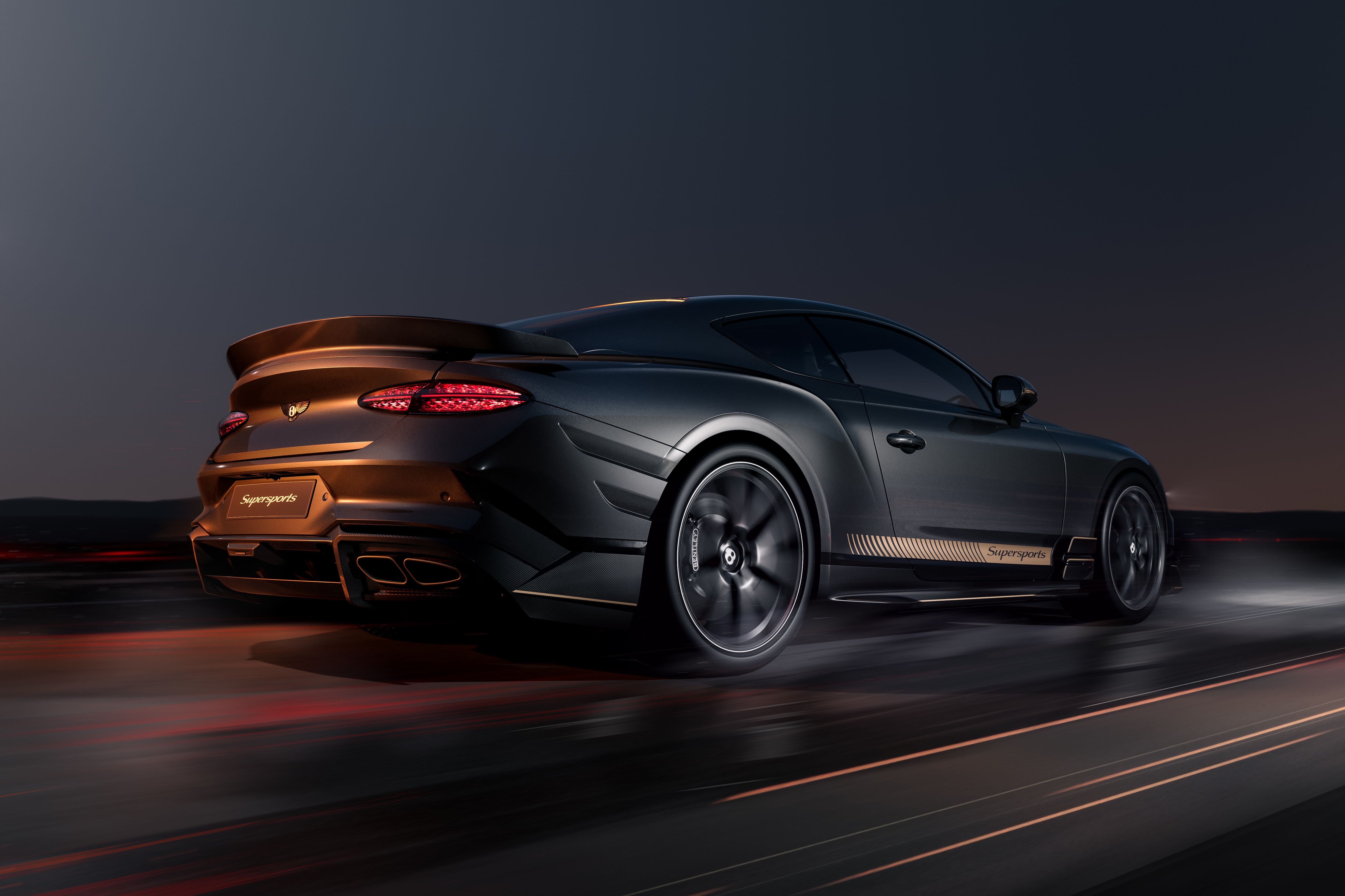 21 New Supersports rear 3qtr dynamic