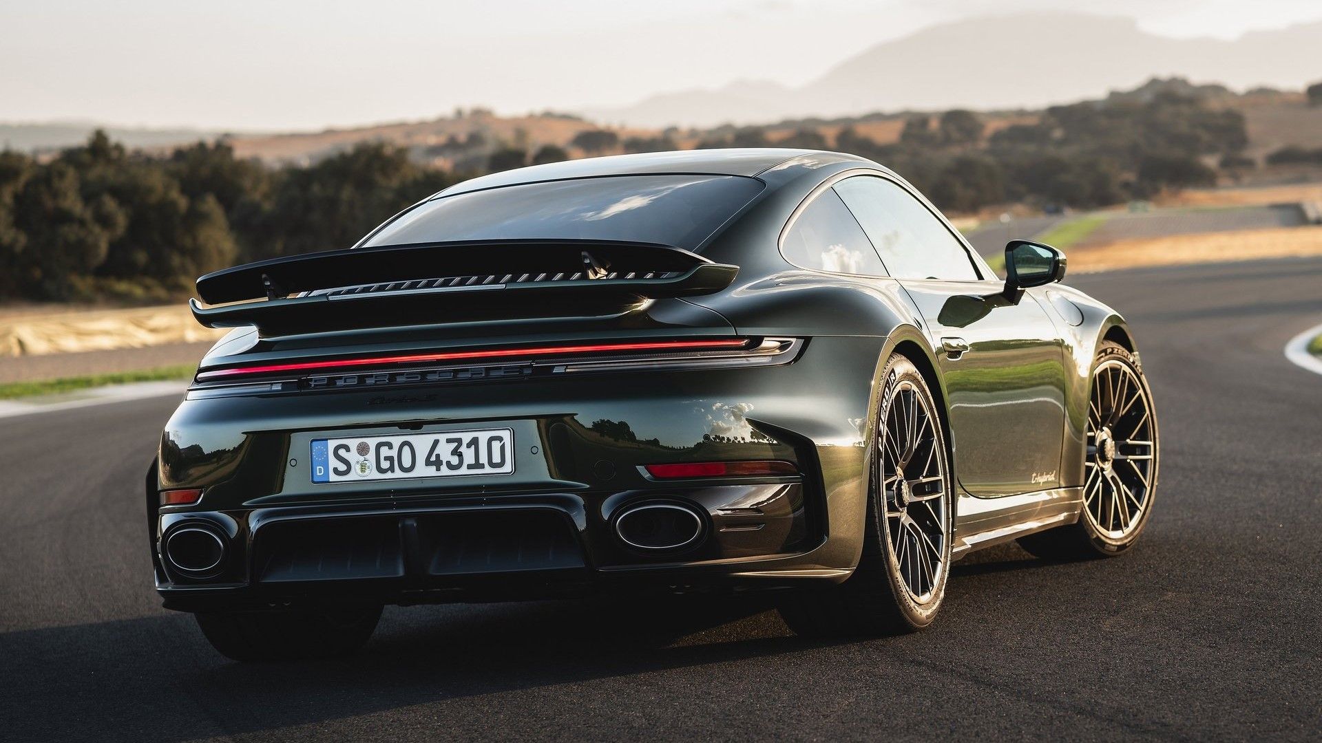 Porsche 911 Turbo S 2026 HD 0a0665161c05d17c5b69172e4c614133095343bdb