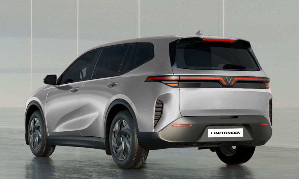 Vin Fast Limo Green 1