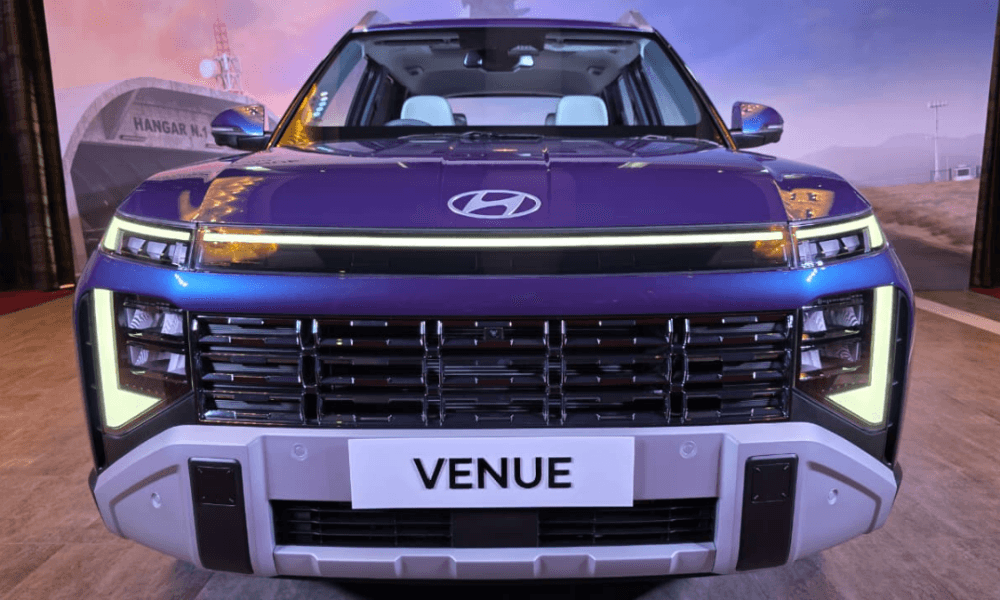 New Hyundai Venue Images Details Price Specifications Colours Pictures Exterior Interior carandbike 2