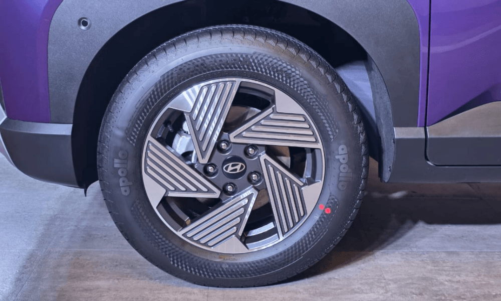 New Hyundai Venue Images Details Price Specifications Colours Pictures Exterior Interior carandbike 4