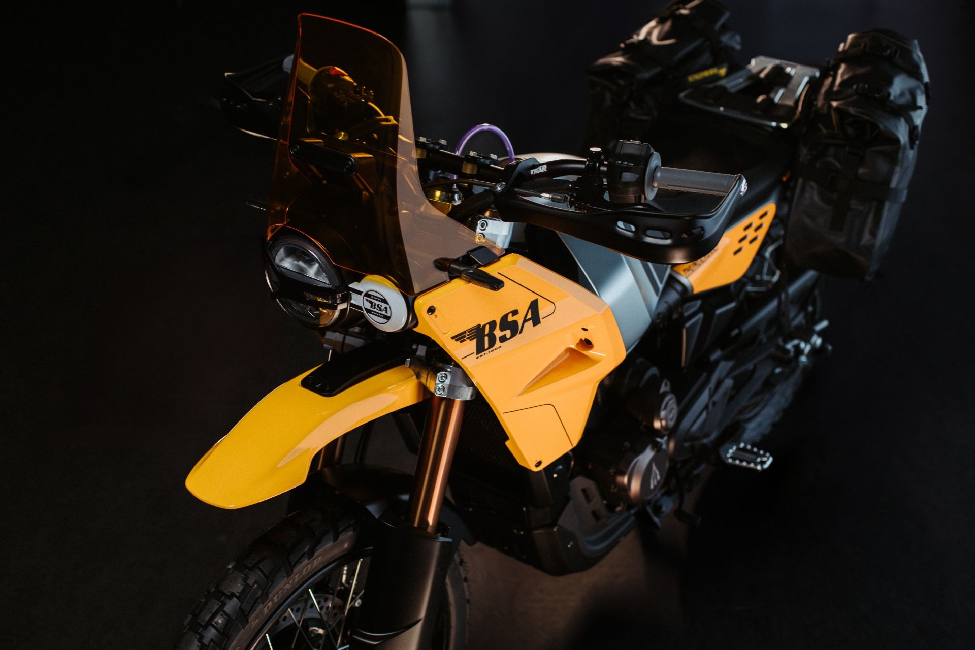 2025 BSA Thunderbolt m9