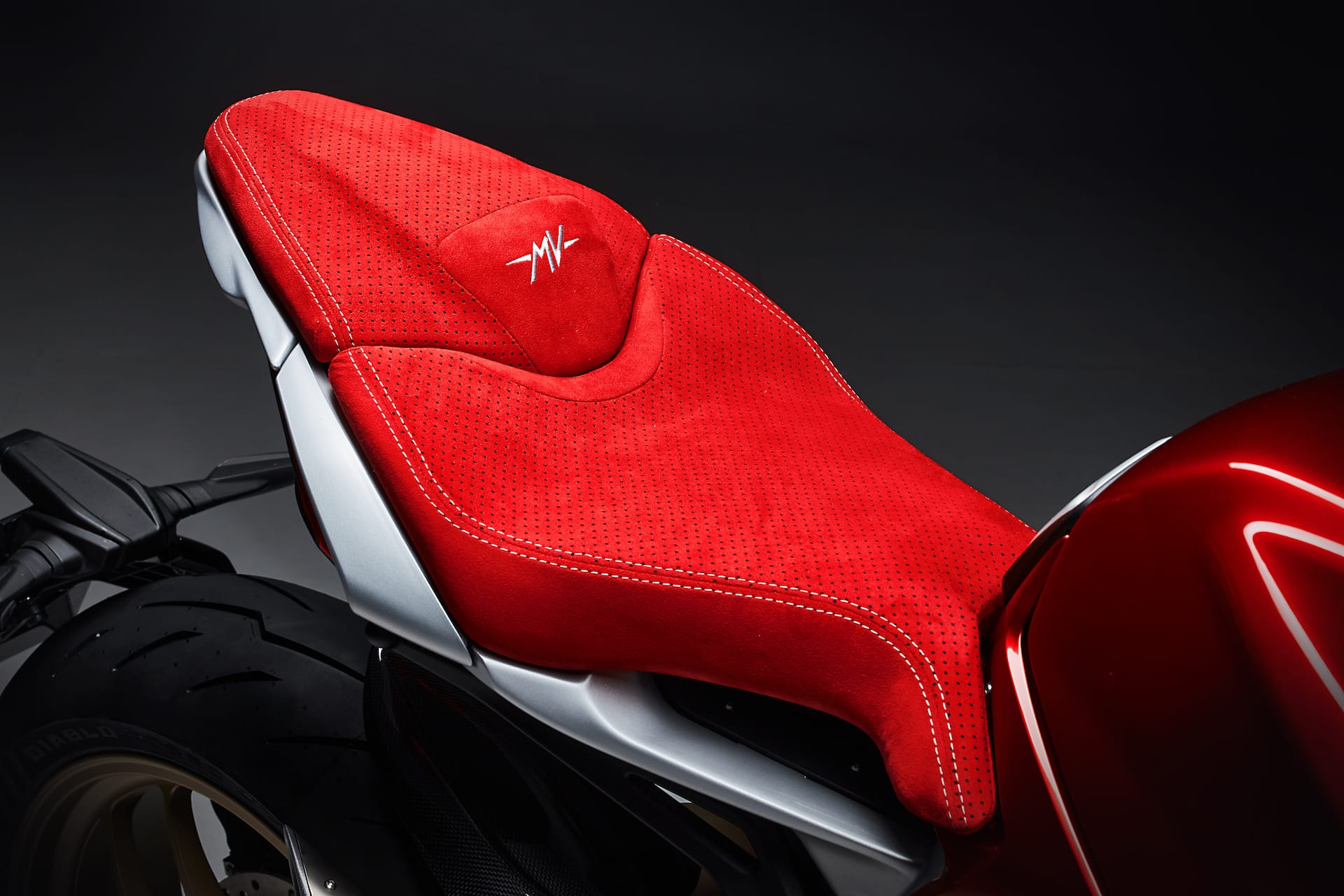 BRUTALE SERIE ORO MY 26 3624