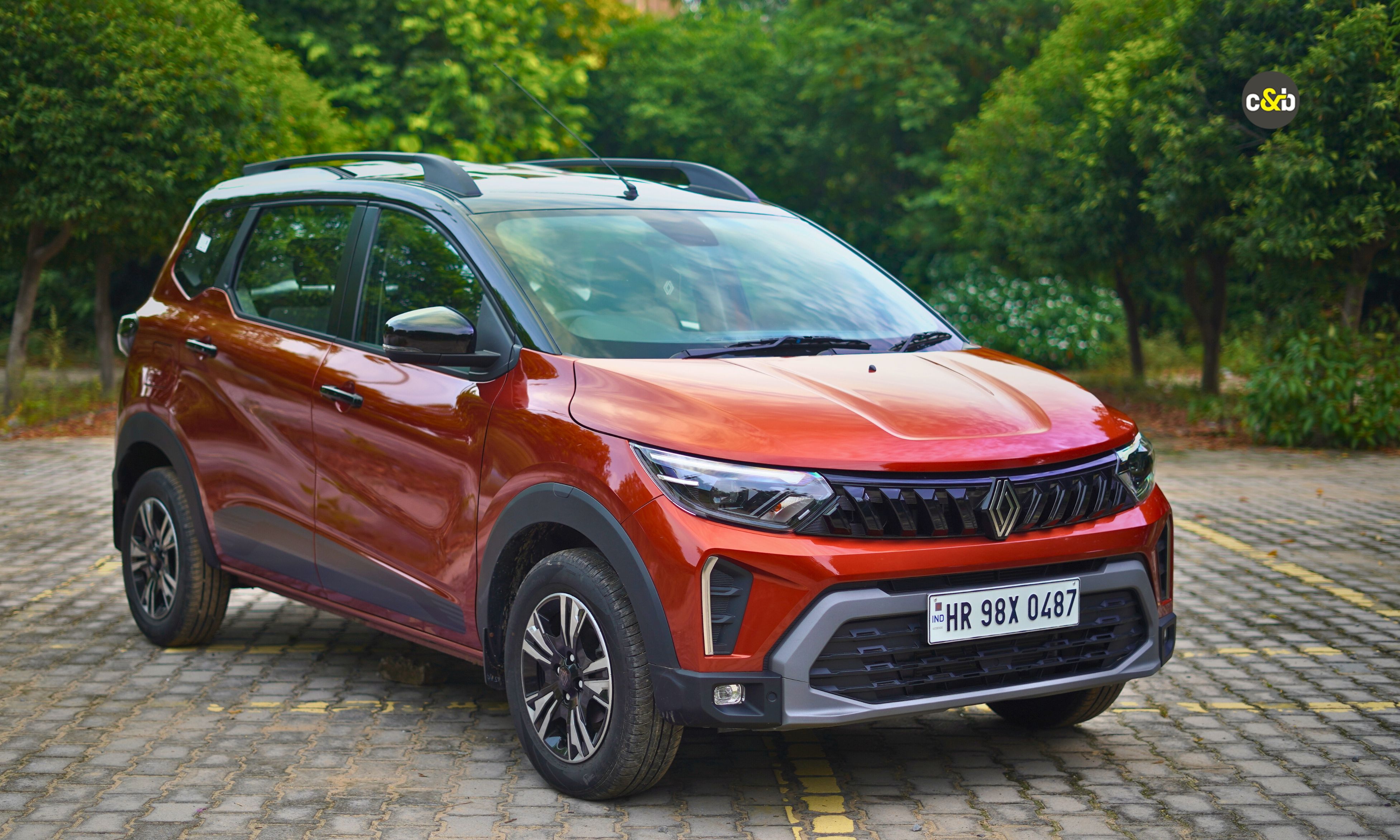 2025 Renault Triber m1