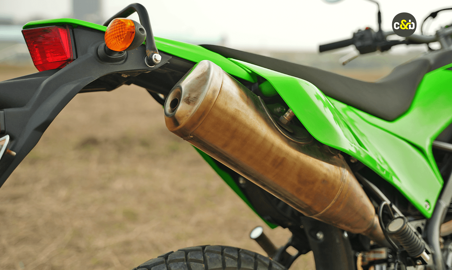 Hero Xpulse 210 Vs Kawasaki KLX 230 review comparison carandbike 11