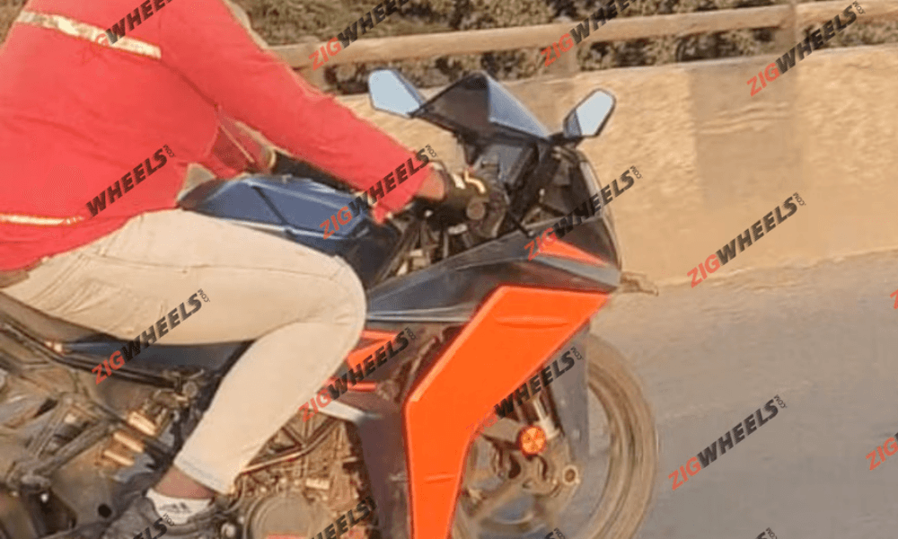 KTM RC 160 Spied Testing 1