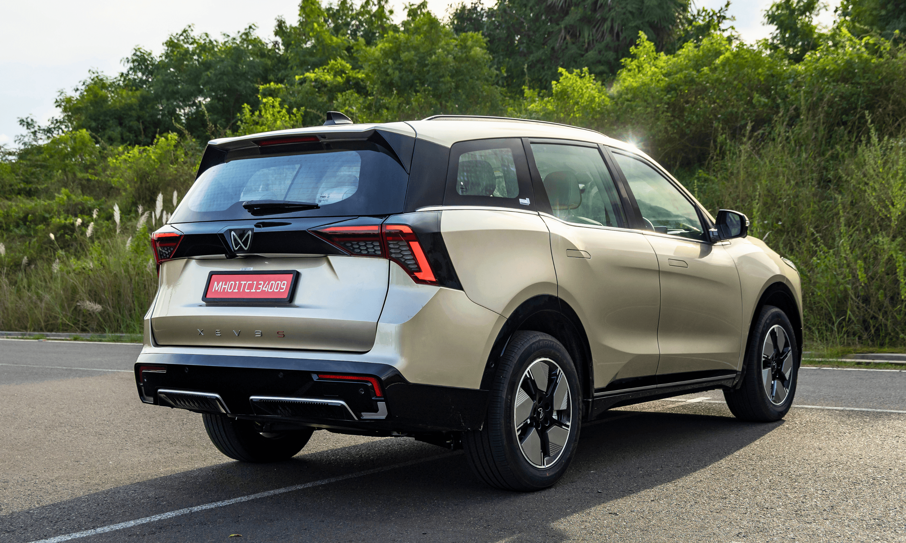 Mahindra XEV 9 S Launched Price Details Specifications 2