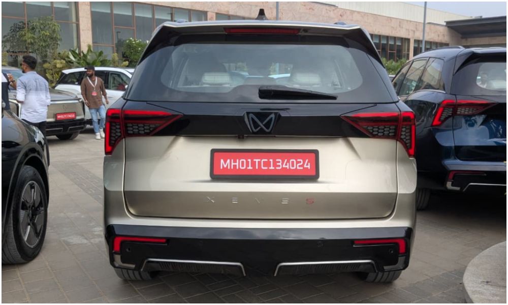 mahindra xev 9s rear